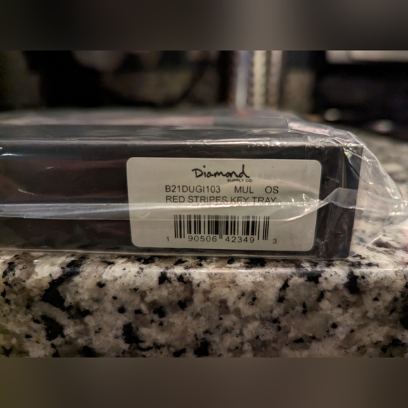 Diamond Supply Co x Disney Mickey Mouse x Keith Haring Key Tray - Picture 5 of 5